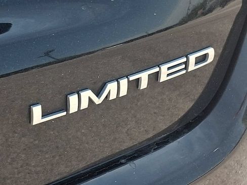 Used 2022 Jeep Compass Limited AWD/4WD image 28