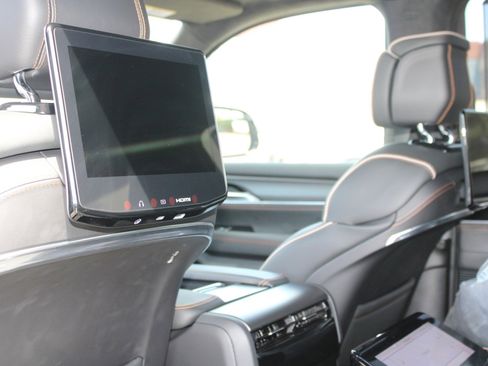 New 2025 Jeep Grand Wagoneer Series III w/ Rear Seat Video Group 1 image 47