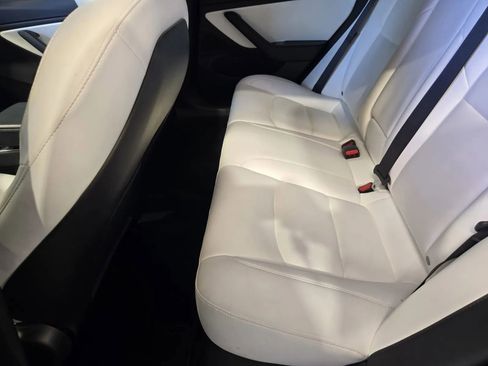 Used 2020 Tesla Model 3 Long Range image 12