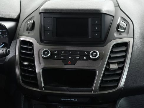 Used 2022 Ford Transit Connect XL FWD image 9