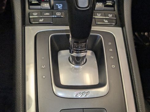 Used 2017 Porsche 911 Carrera RWD image 25