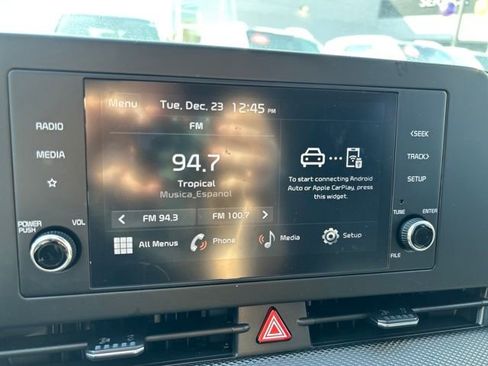 Used 2025 Kia Sportage LX image 28