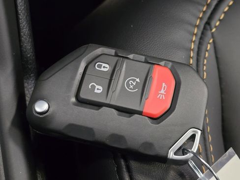 New 2025 Jeep Wrangler Unlimited Rubicon 392 image 19