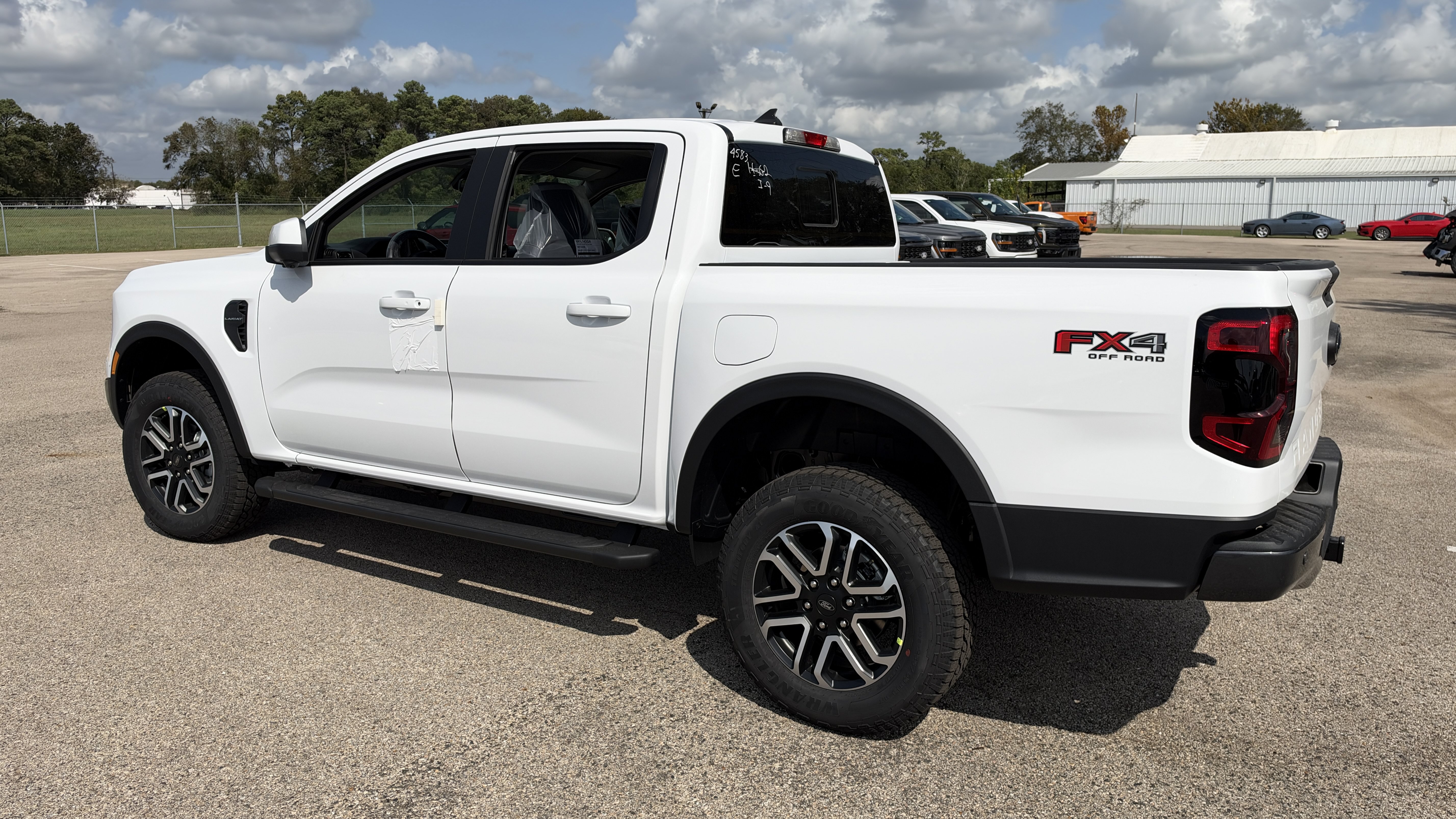 New 2026 Ford Ranger Lariat w/ FX4 Off-Road Package AWD/4WD image 3