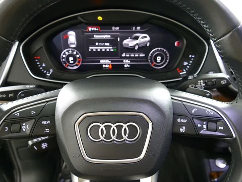 Used 2018 Audi Q5 2.0T Premium Plus w/ Premium Plus Package image 18