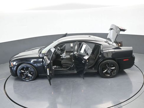 Used 2014 Dodge Charger R/T w/ Blacktop Package image 63