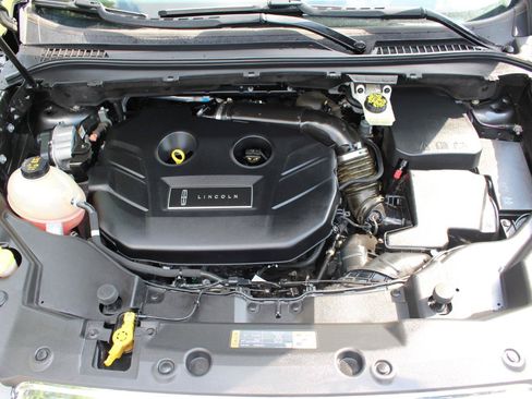 Used 2019 Lincoln MKC Premiere FWD image 44