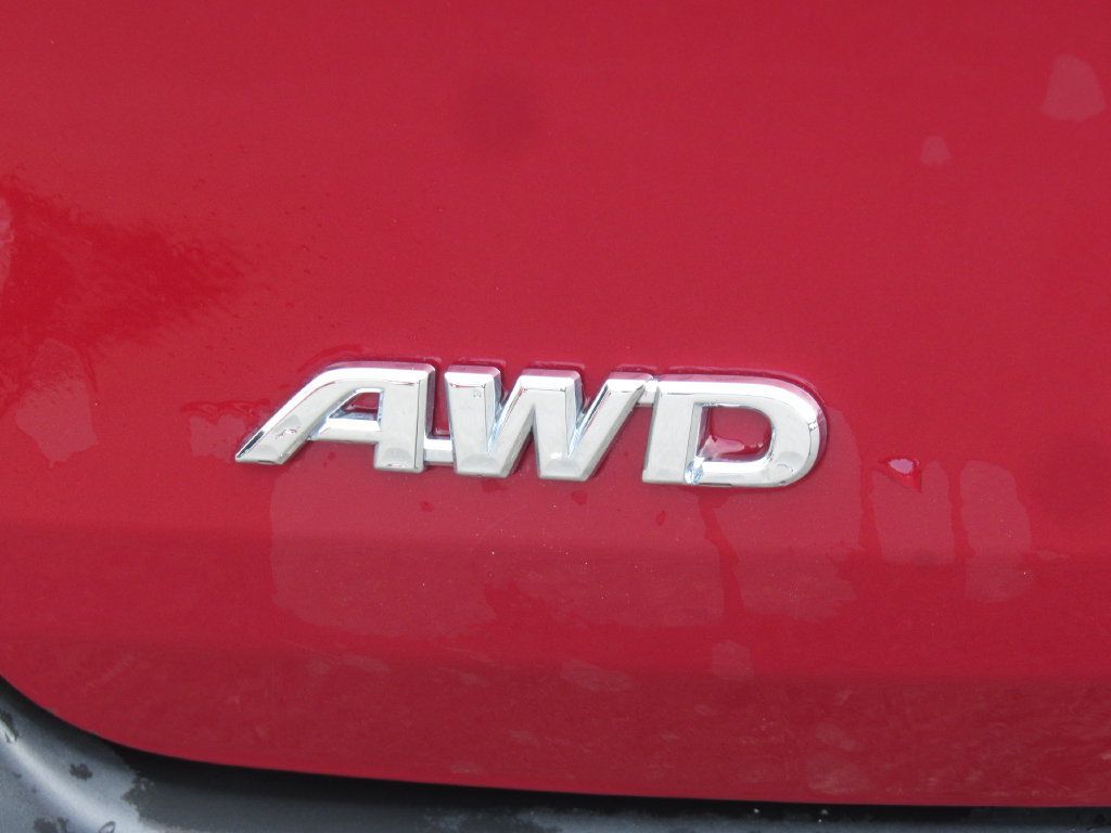 Certified 2023 Toyota Sienna XLE w/ XLE Plus Package AWD/4WD image 8