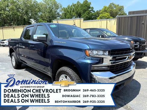 Used 2022 Chevrolet Silverado 1500 LT image 1