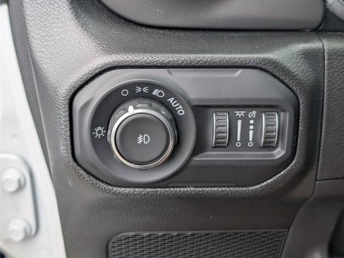 Used 2022 Jeep Wrangler Unlimited Sport AWD/4WD image 22