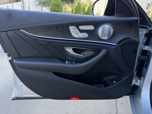 Used 2019 Mercedes-Benz E 53 AMG 4MATIC Sedan image 21
