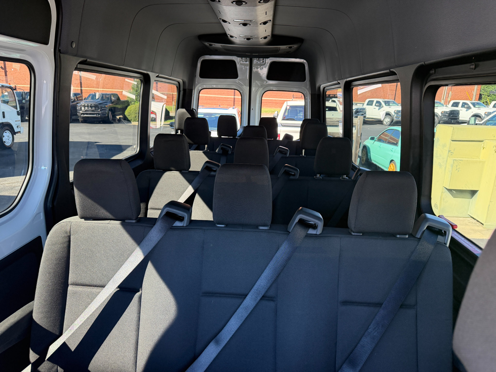 Used 2025 Mercedes-Benz Sprinter 2500 image 10