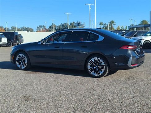 New 2026 BMW 530i 530i w/ Convenience Package image 8