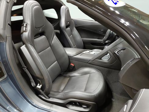 Certified 2019 Chevrolet Corvette Stingray Coupe w/ 2LT Preferred Equipment Group RWD image 22
