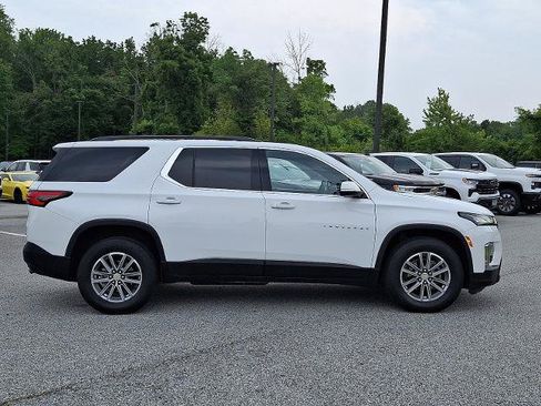 Certified 2023 Chevrolet Traverse LT AWD/4WD image 7