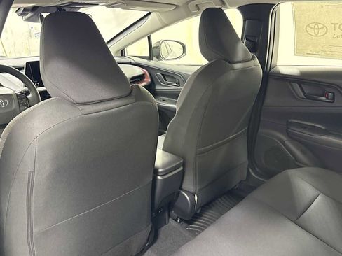 New 2026 Toyota Prius Plug-In Hybrid image 25