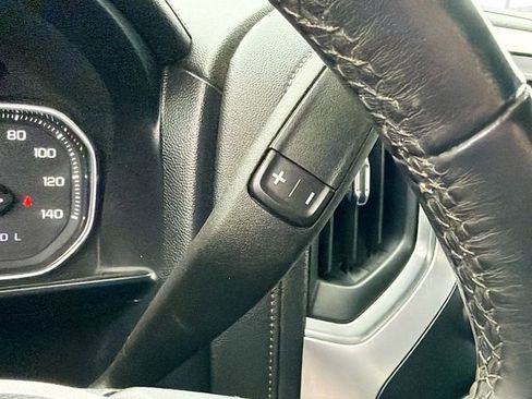 Used 2019 GMC Sierra 1500 SLE w/ SLE Value Package image 16