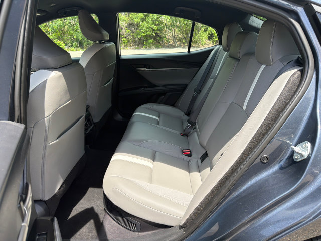 Used 2026 Toyota Camry SE w/ Convenience Package FWD image 18