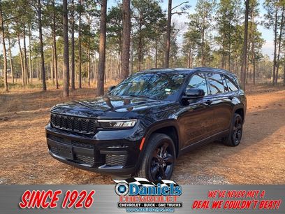 Used 2023 Jeep Grand Cherokee L Laredo