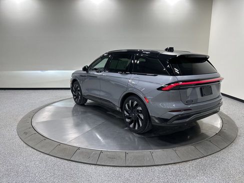 Certified 2024 Lincoln Nautilus Reserve w/ Equipment Group 202A image 7