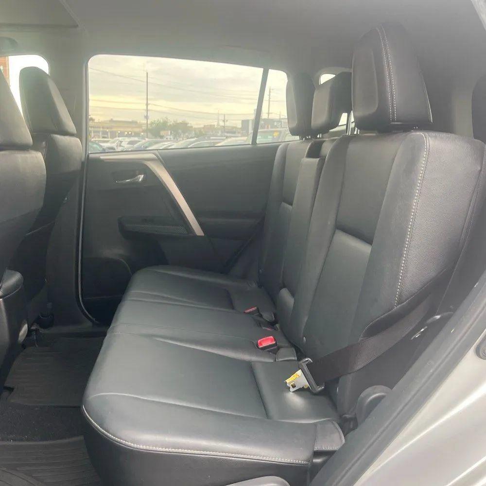 Used 2015 Toyota RAV4 Limited w/ Outdoor Package AWD/4WD image 24