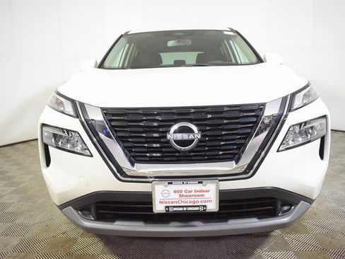 Certified 2023 Nissan Rogue SV image 2