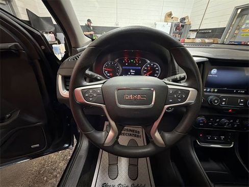 Used 2020 GMC Terrain SLT w/ Preferred Package image 14