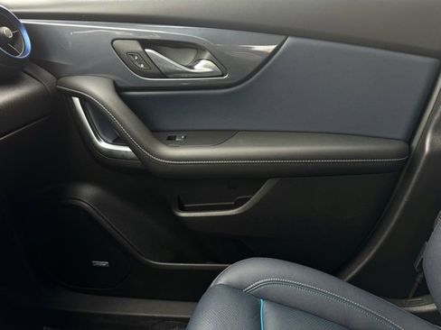 Certified 2024 Chevrolet Blazer RS w/ Driver Confidence II Package image 21