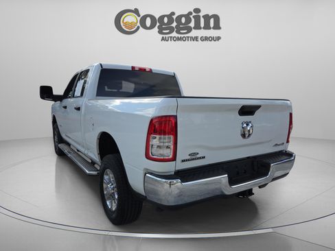 Used 2024 RAM 2500 Big Horn w/ Bed Utility Group image 4