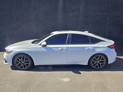 Used 2022 Honda Civic Sport Touring image 10