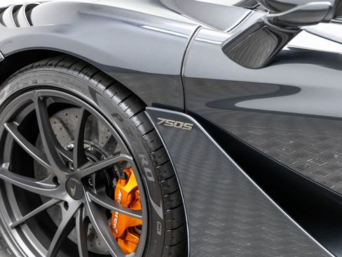 New 2026 McLaren 750S Spider RWD image 38