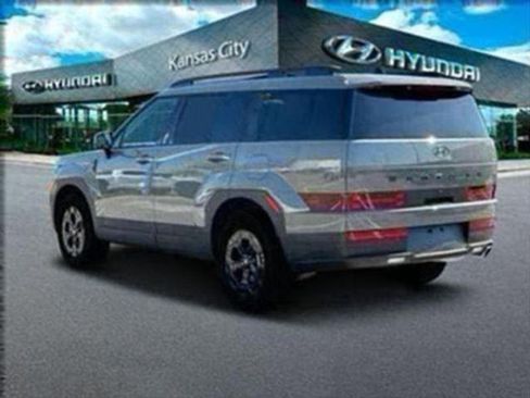Used 2025 Hyundai Santa Fe XRT image 5