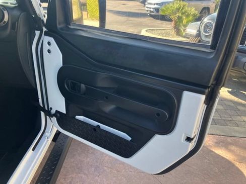 Used 2016 Jeep Wrangler Sport w/ Mopar Black Appearance Group AWD/4WD image 24