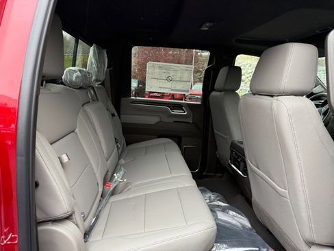 New 2026 GMC Sierra 2500 SLT w/ Max Trailering Package image 20