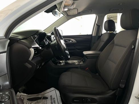 Used 2018 Chevrolet Traverse LT FWD image 10