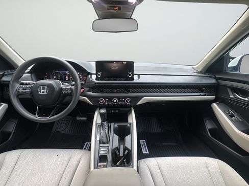Used 2023 Honda Accord LX image 12