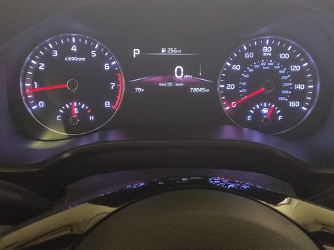 Used 2023 Kia Forte LXS w/ LXS Technology Package FWD image 23