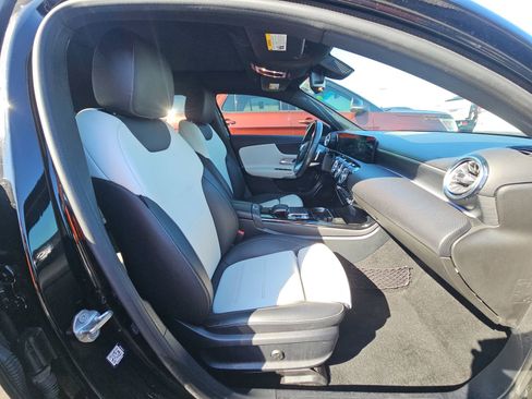 Used 2019 Mercedes-Benz A 220 w/ AMG Line image 13