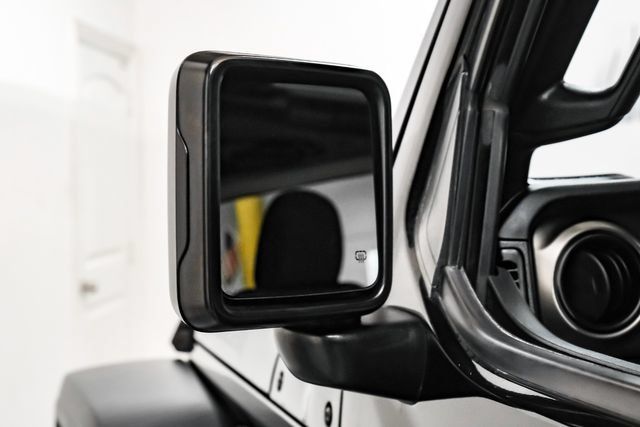 Used 2018 Jeep Wrangler Sport AWD/4WD image 29