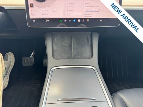 Used 2022 Tesla Model Y Long Range AWD/4WD image 23
