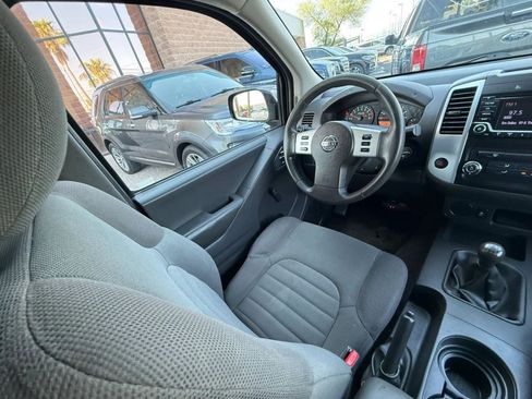 Used 2018 Nissan Frontier S RWD image 45