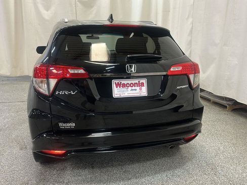 Used 2020 Honda HR-V Sport image 4