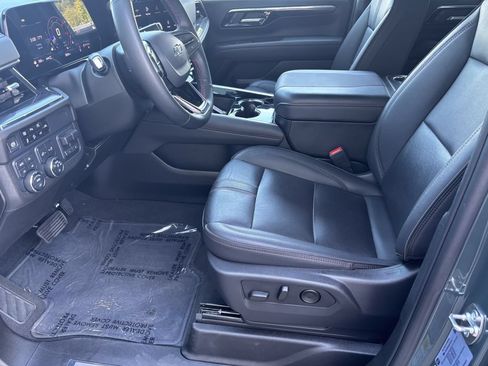 Used 2025 Chevrolet Tahoe RST w/ RST Capability Package AWD/4WD image 39