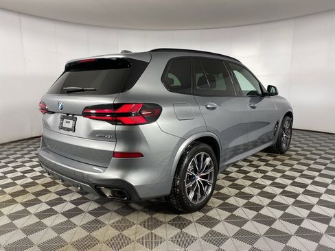 New 2026 BMW X5 xDrive40i w/ M Sport Package image 25