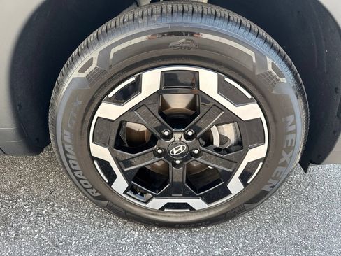 Certified 2026 Hyundai Santa Fe SE FWD image 9
