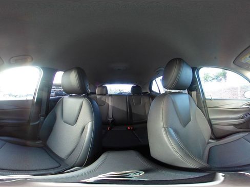 Used 2025 Buick Encore GX Preferred image 42