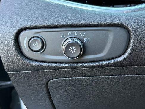 Used 2018 Chevrolet Malibu LT w/ Leather Package image 36