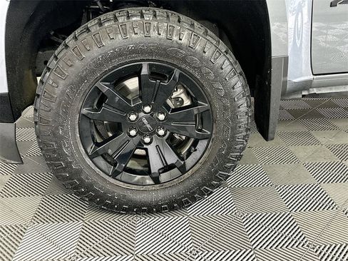 Used 2021 GMC Canyon AT4 image 28