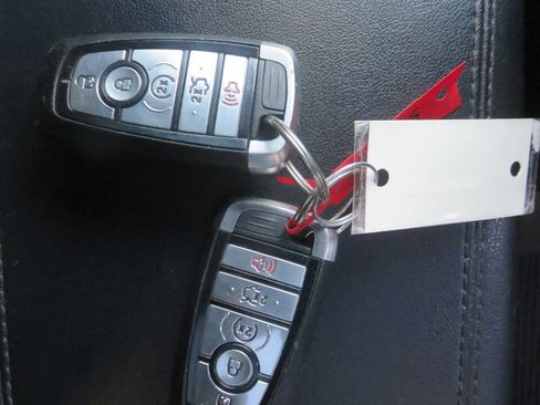 Used 2019 Ford Edge SEL w/ Equipment Group 201A image 39