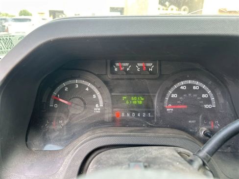 Used 2018 Ford E-350 and Econoline 350 Super Duty w/ Power Windows & Locks Group image 7